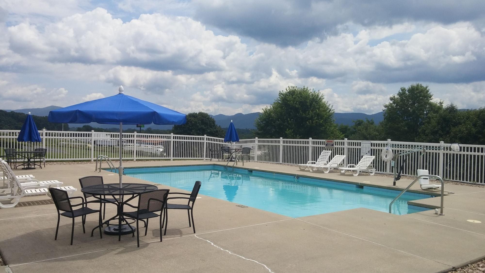 Comfort Inn & Suites Raphine - Lexington Near I-81 And I-64 Экстерьер фото