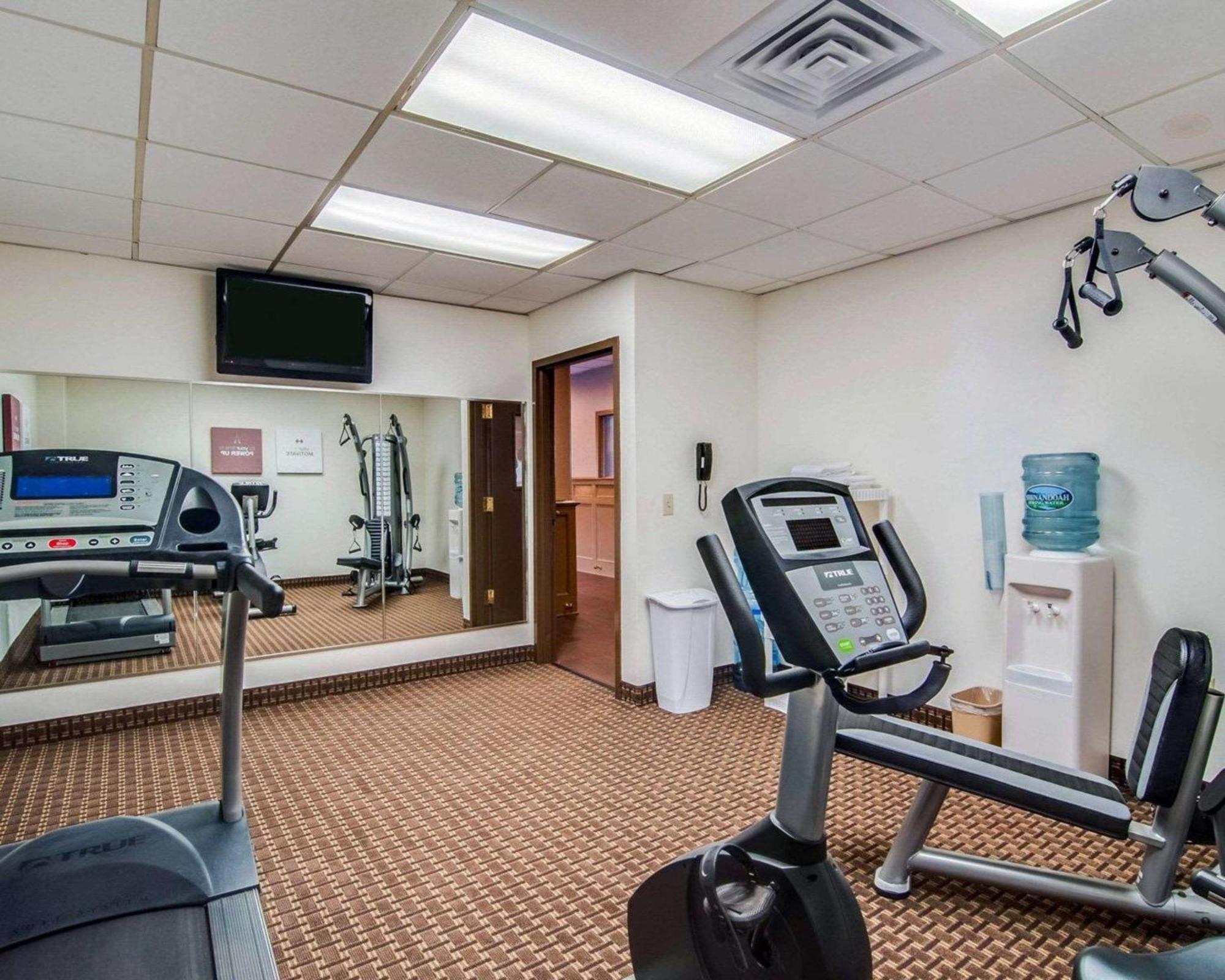 Comfort Inn & Suites Raphine - Lexington Near I-81 And I-64 Экстерьер фото